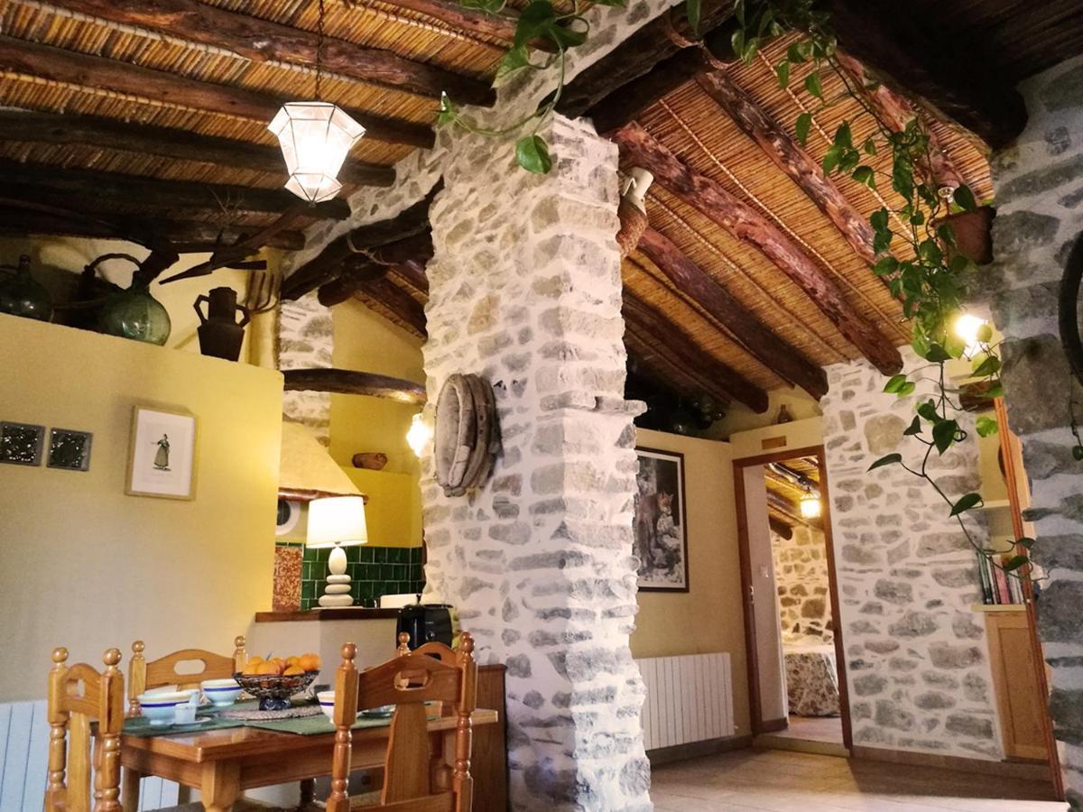 Aparthotel Buhardilla Rustica En La Vall De Gallinera Patró Exterior foto
