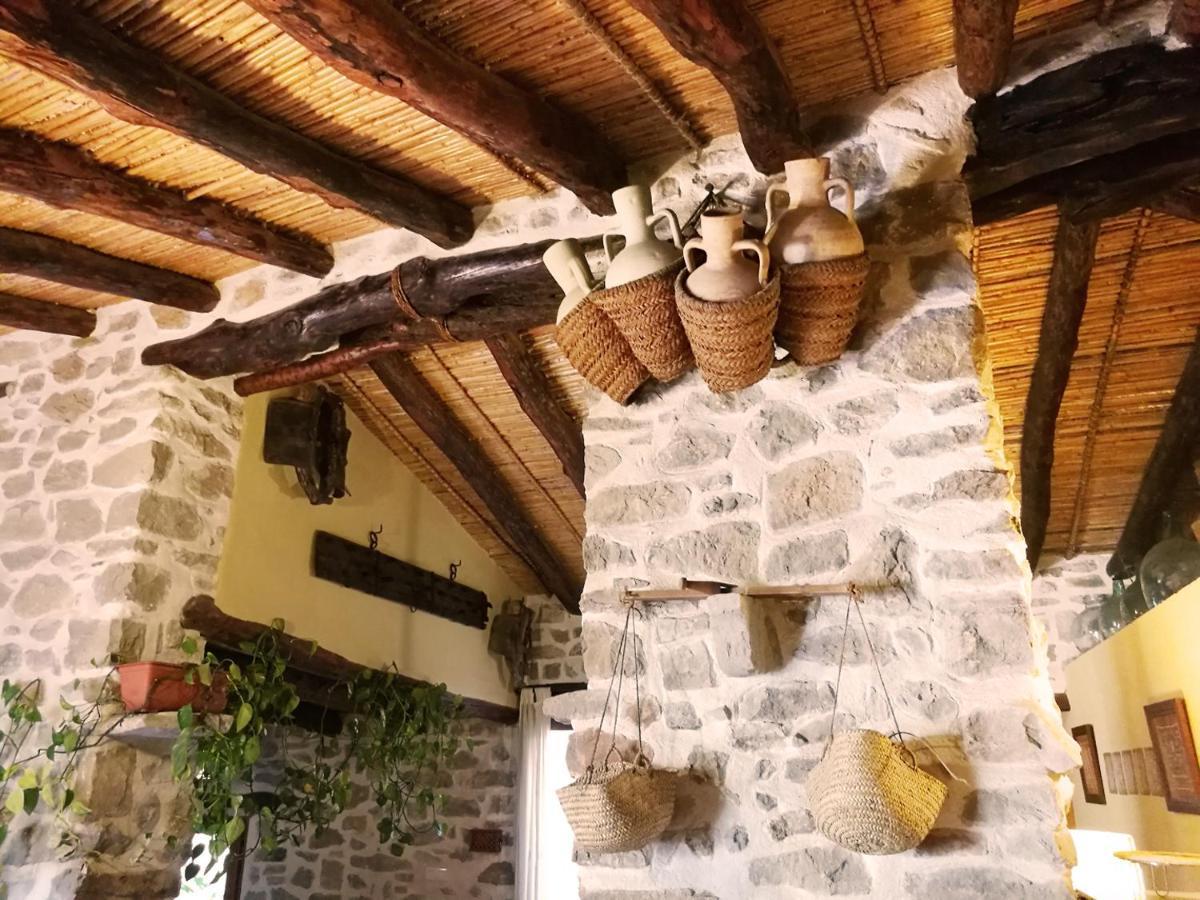 Aparthotel Buhardilla Rustica En La Vall De Gallinera Patró Exterior foto